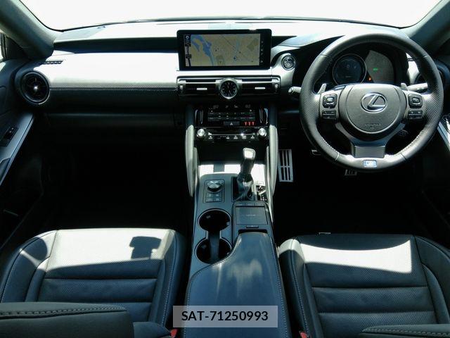 Lexus IS 2023-06 7251328-1