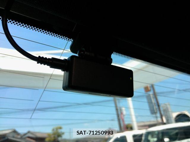 Lexus IS 2023-06 7251328-20