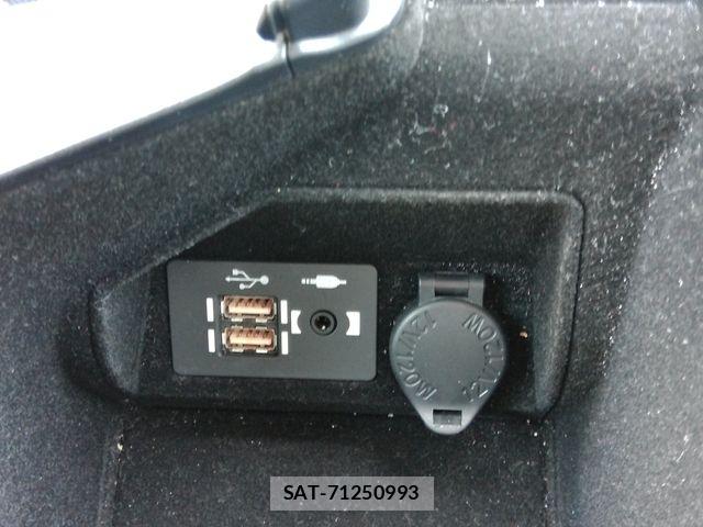 Lexus IS 2023-06 7251328-28