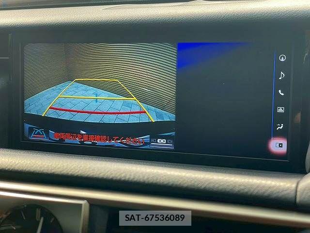 Lexus IS 2018-07 7251321-3