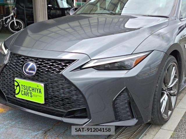 Lexus IS 2021-01 7272223-9