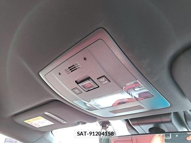 Lexus IS 2021-01 7272223-16