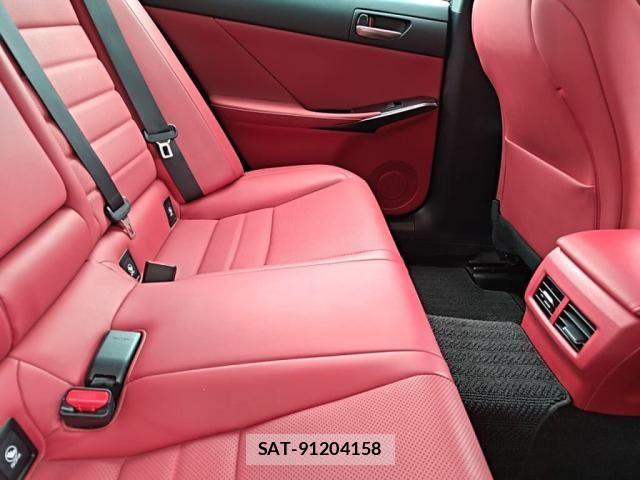 Lexus IS 2021-01 7272223-23