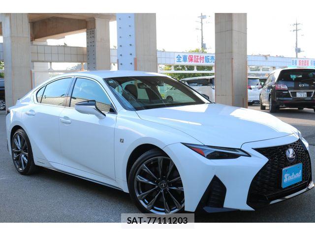 Lexus IS 2021-09 7328025-11
