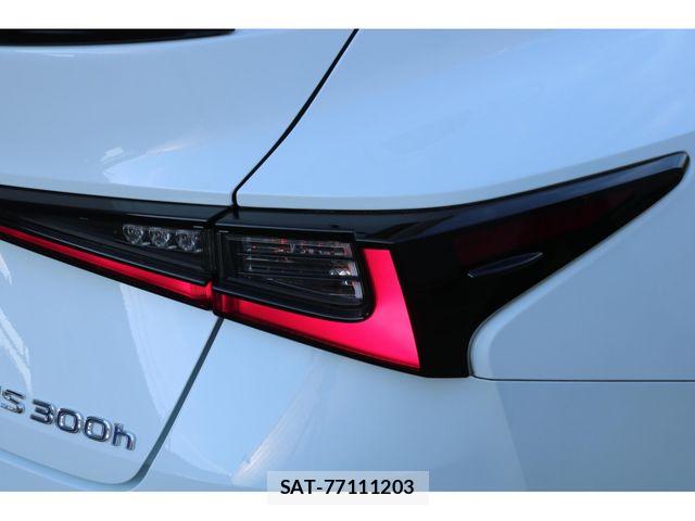 Lexus IS 2021-09 7328025-14