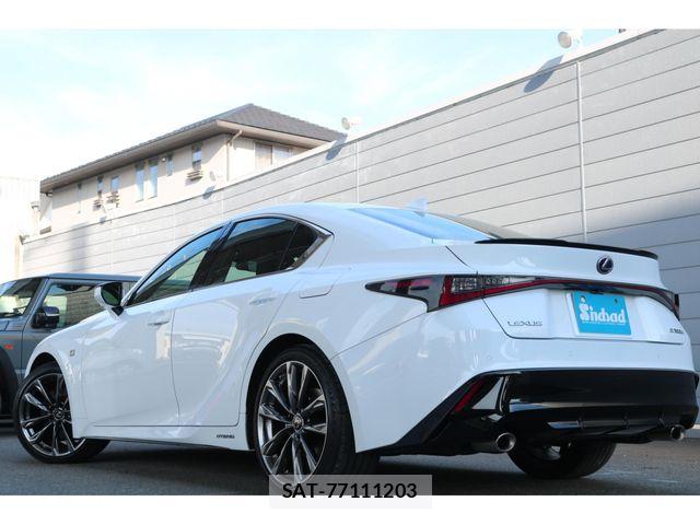 Lexus IS 2021-09 7328025-1