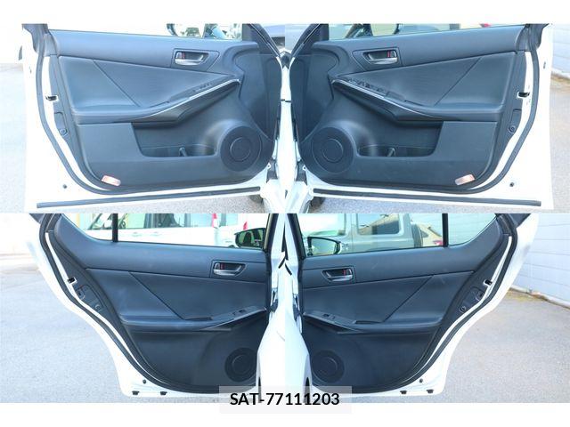 Lexus IS 2021-09 7328025-22