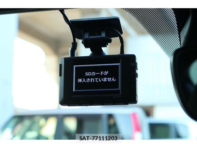 Lexus IS 2021-09 7328025-6