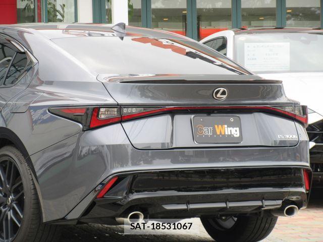 Lexus IS 2023-11 7328023-11