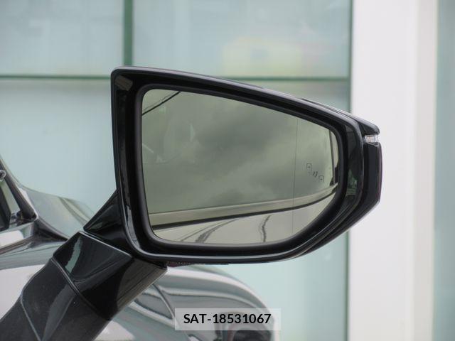 Lexus IS 2023-11 7328023-13