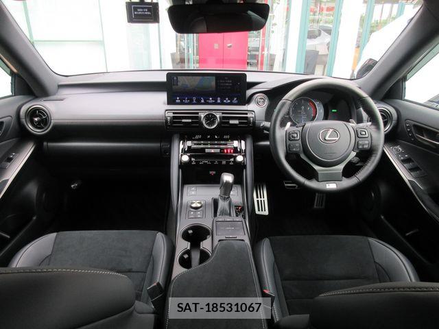 Lexus IS 2023-11 7328023-1
