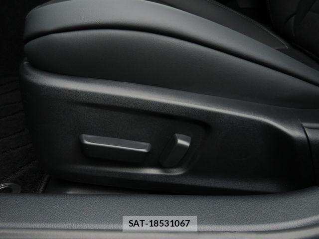 Lexus IS 2023-11 7328023-19