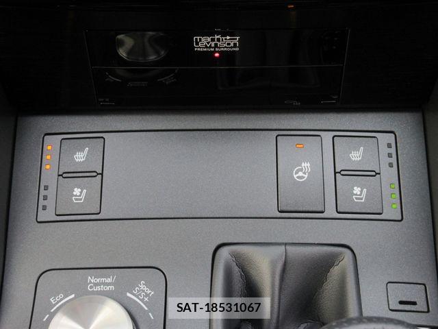 Lexus IS 2023-11 7328023-28