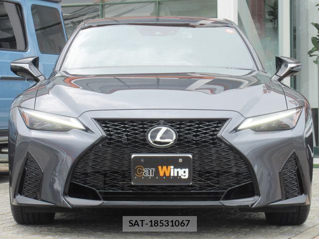 Lexus IS 2023-11 7328023-2