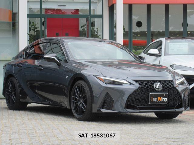 Lexus IS 2023-11 7328023-3