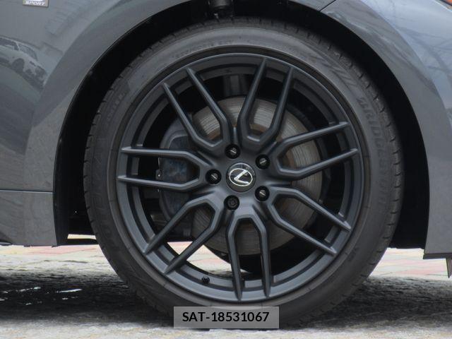 Lexus IS 2023-11 7328023-6