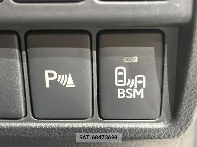 Lexus IS 2016-06 7328026-6