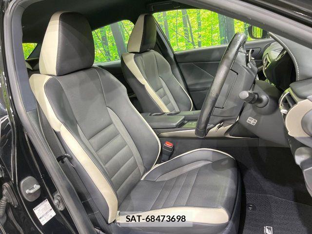 Lexus IS 2016-06 7328026-8