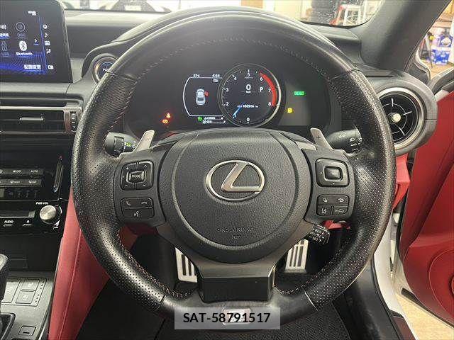 Lexus IS 2021-03 7328022-9