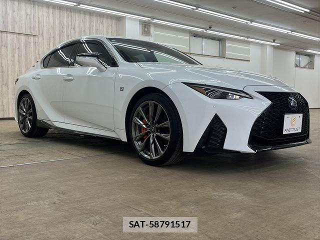 Lexus IS 2021-03 7328022-13