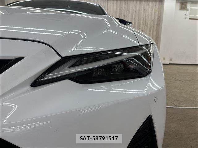 Lexus IS 2021-03 7328022-19
