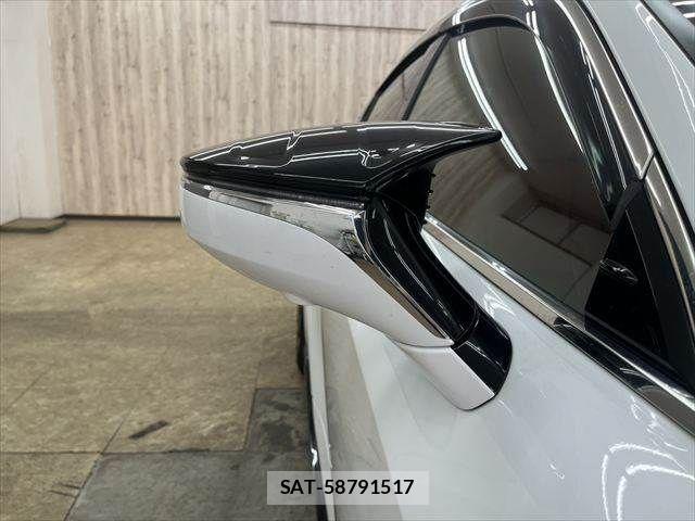 Lexus IS 2021-03 7328022-22