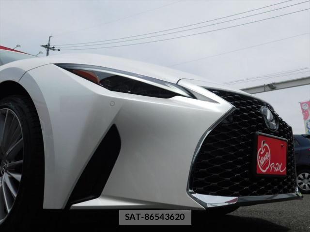 Lexus IS 2023-08 7328015-9