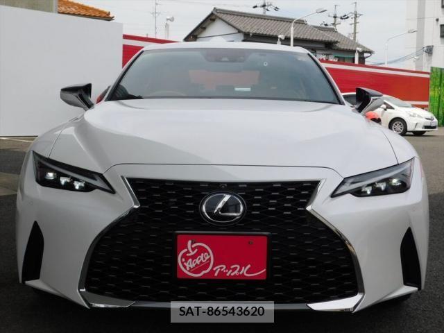Lexus IS 2023-08 7328015-25