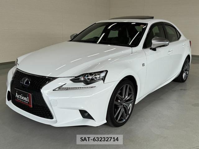 Lexus IS 2016-03 7358485-0