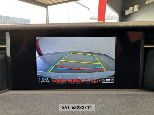 Lexus IS 2016-03 7358485-17