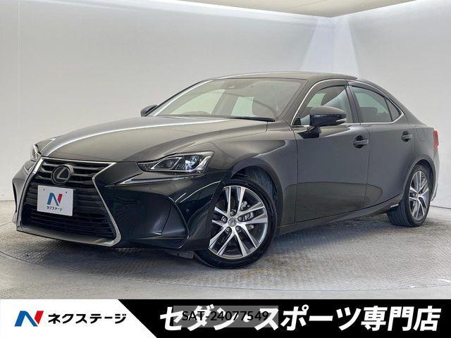Lexus IS 2017-05 7358483-0