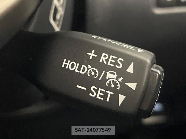 Lexus IS 2017-05 7358483-8
