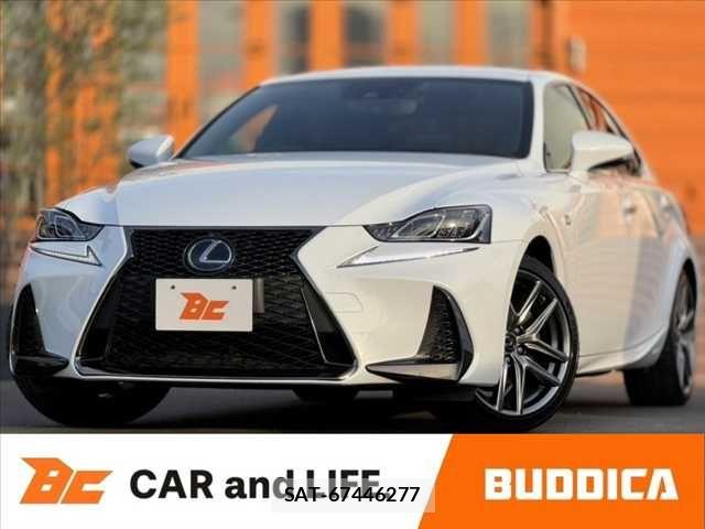 Lexus IS 2016-12 7358481-0