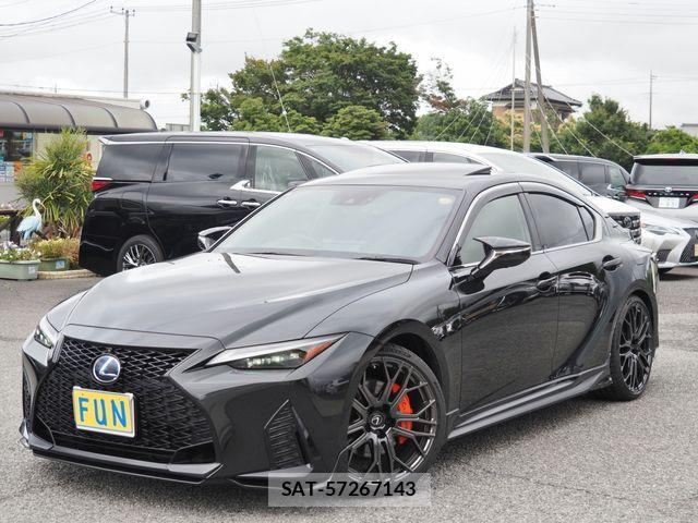 Lexus IS 2021-10 7392664-3