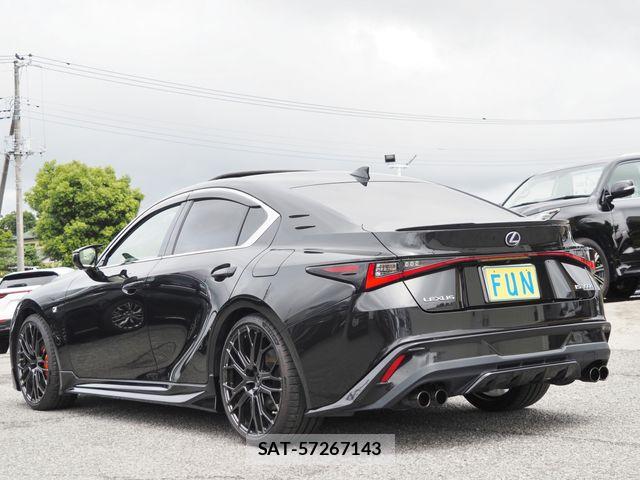 Lexus IS 2021-10 7392664-5