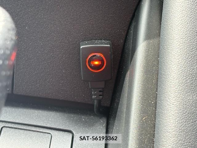 Lexus IS 2022-10 7455386-20