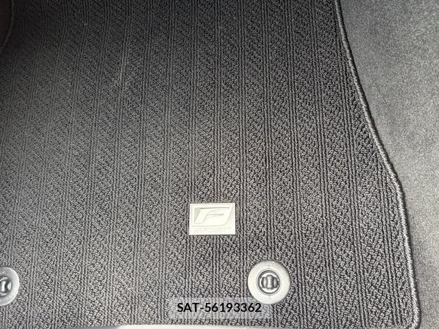 Lexus IS 2022-10 7455386-26