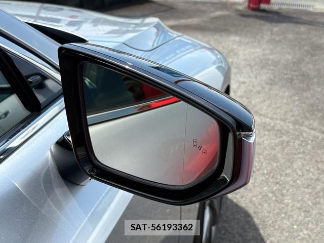 Lexus IS 2022-10 7455386-3