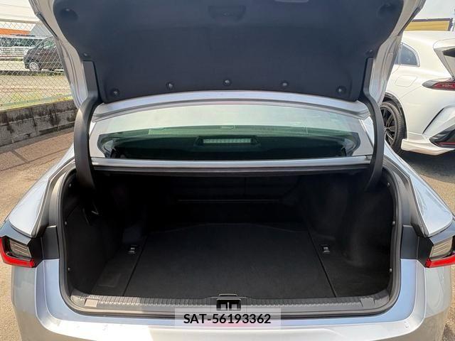 Lexus IS 2022-10 7455386-6