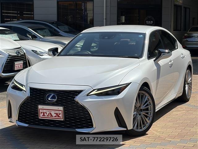 Lexus IS 2021-01 7455389-0