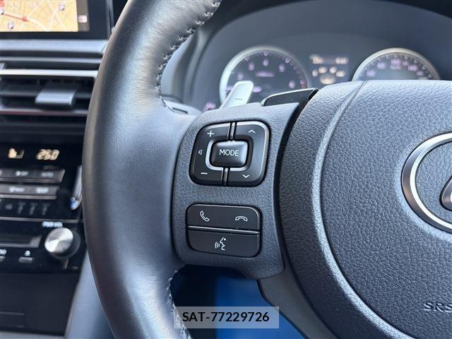 Lexus IS 2021-01 7455389-26