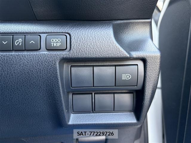 Lexus IS 2021-01 7455389-28