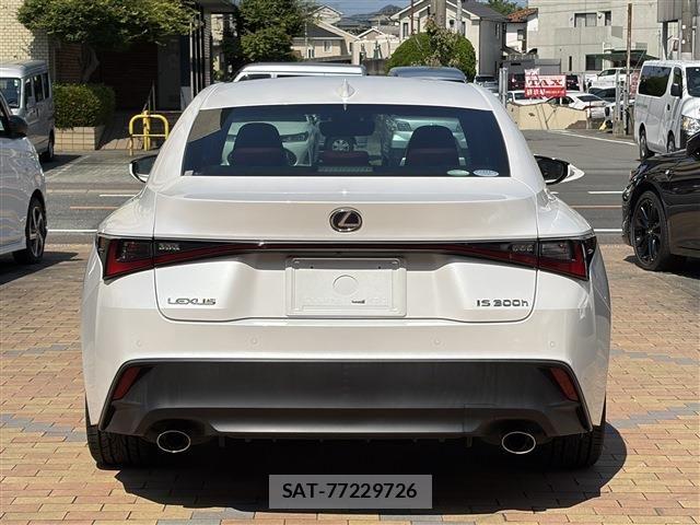 Lexus IS 2021-01 7455389-5