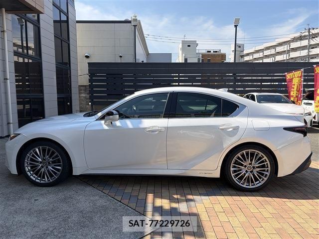 Lexus IS 2021-01 7455389-7