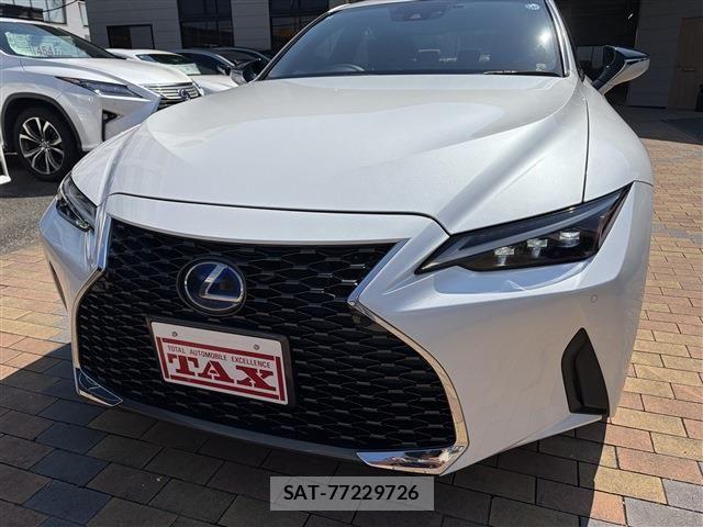 Lexus IS 2021-01 7455389-8