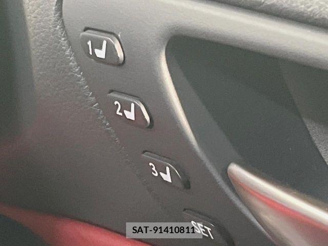 Lexus IS 2020-12 7455388-8