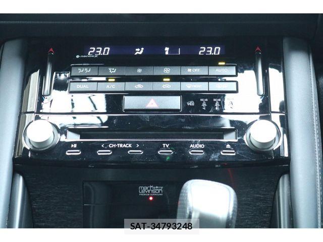 Lexus IS 2022-12 7455387-6