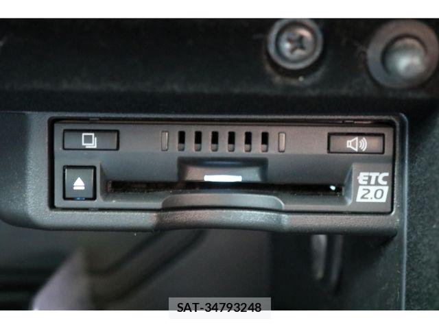 Lexus IS 2022-12 7455387-8