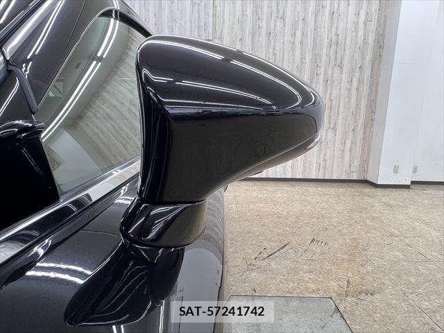 Lexus IS 2013-08 7455396-24