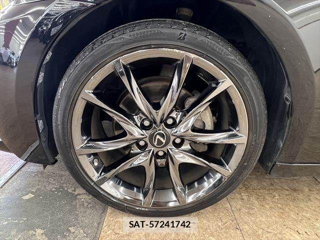 Lexus IS 2013-08 7455396-28
